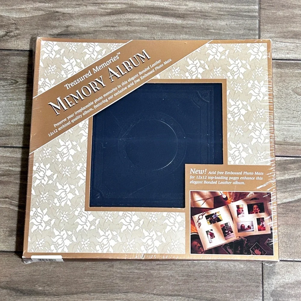Vintage Treasured Memories 12x12 Memory Photo Album Navy Leather Embossed NEW